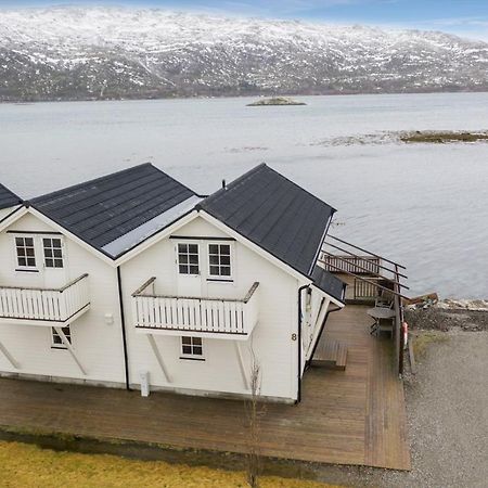 Idyllisk Sjohus Pa Naurstad Bodø Esterno foto